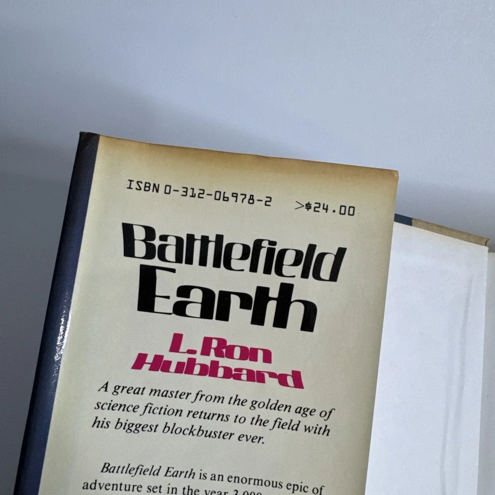 L. Ron Hubbard BATTLEFIELD‎ EARTH Hardcover 1982 Vintage Sci-Fi Fiction